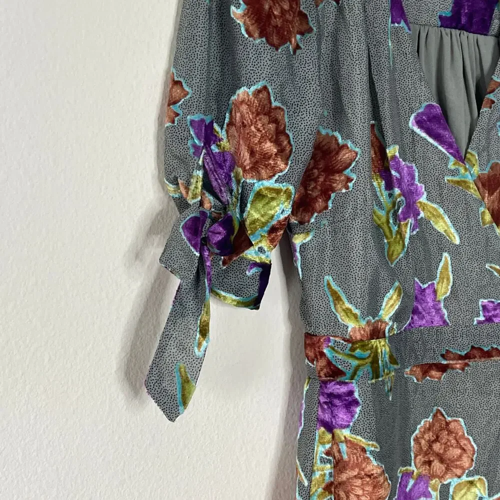 SAYLOR BURNOUT VELVET  FLORAL PRINT WRAP DRESS SIZE‎ S